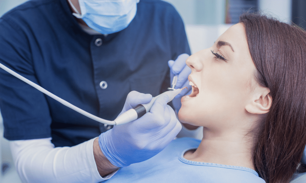 Dentist in Inglewood, TN