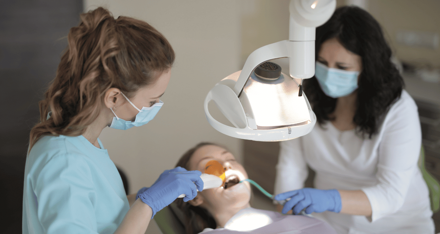 What You Need to Know About Emergency Dental Care on Weekends